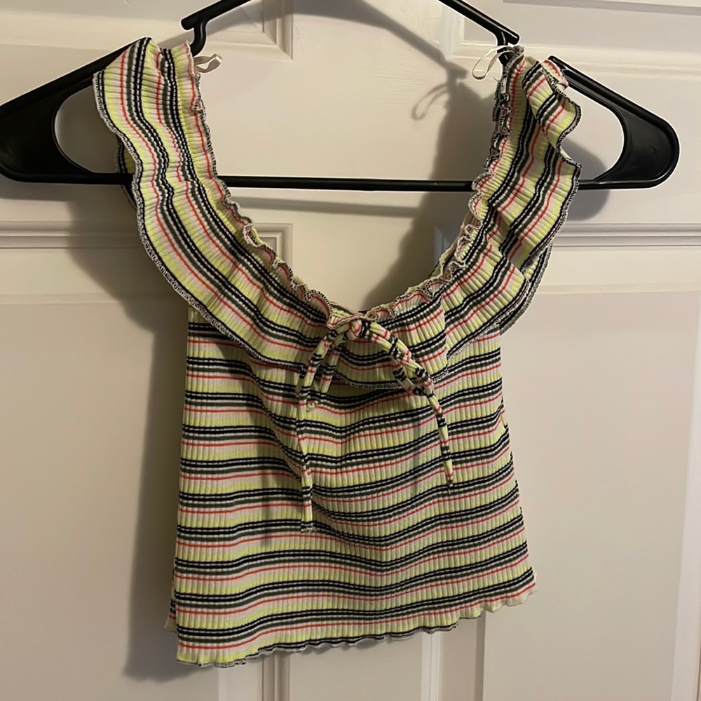 Bershka crop top with fun striped pattern in XS